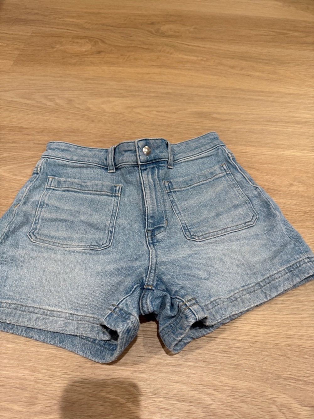 Madewell Emmett High-Rise Light Blue Denim Shorts